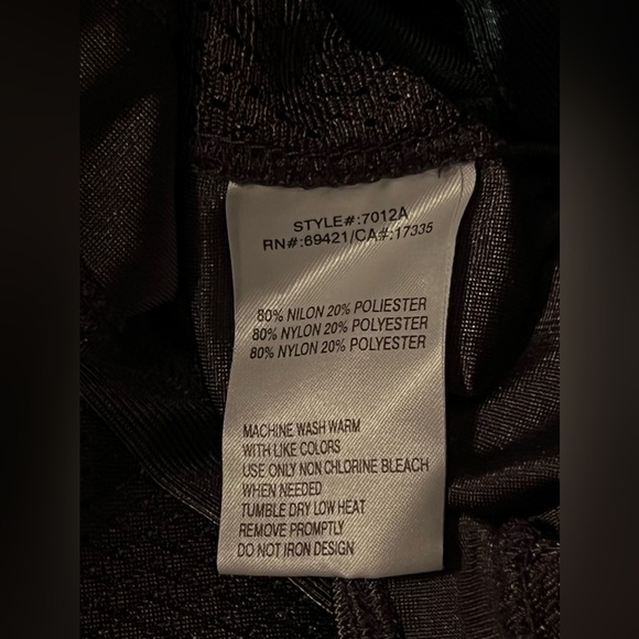 Vintage NFL Equipment New York Jets Jersey 83 Santana Moss Rare NFL Reebok - Picture 9 of 9